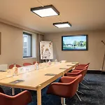 卡昂蔚蓝之珠美居酒店 酒店 4*