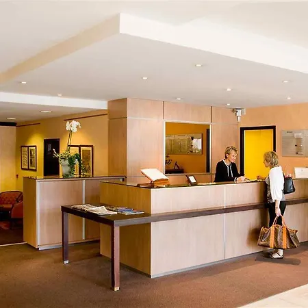 Mercure Cote De Nacre Готель Кан