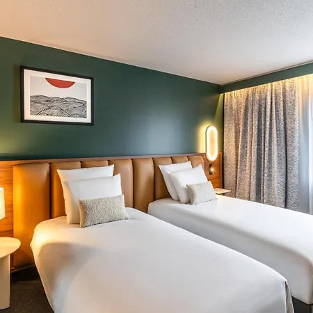 Mercure Cote De Nacre Кан