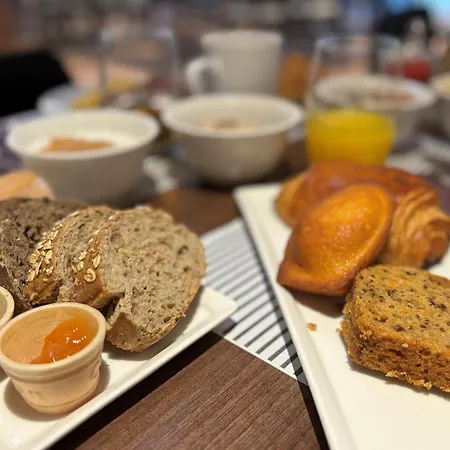 Mercure Cote De Nacre Готель Кан