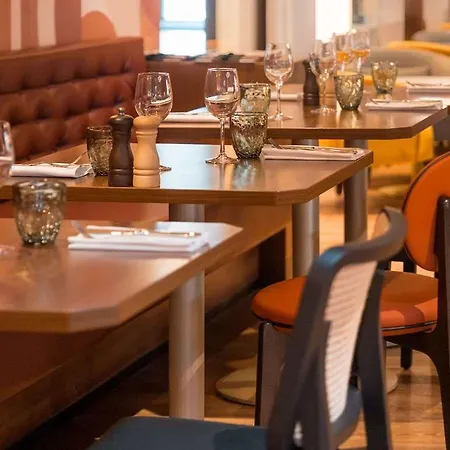 Готель Mercure Cote De Nacre