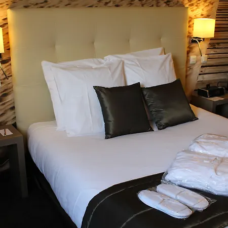 Mercure Cote De Nacre 4*