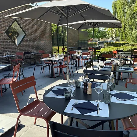 מלון Mercure Cote De Nacre