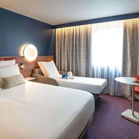 Hotel Mercure Cote De Nacre