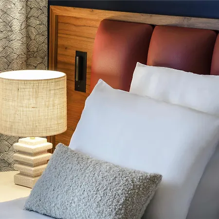 Hotel Mercure Cote De Nacre