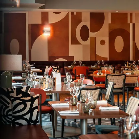 Mercure Cote De Nacre Hotel