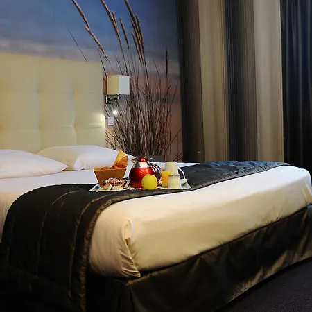 Mercure Cote De Nacre Готель