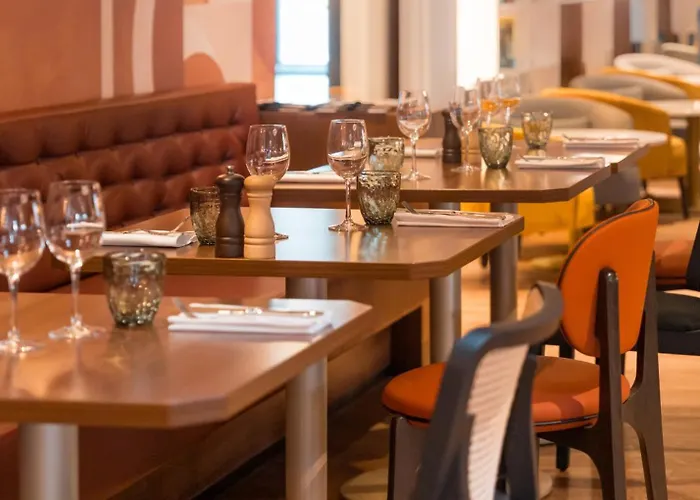 Mercure Cote De Nacre ホテル 4*