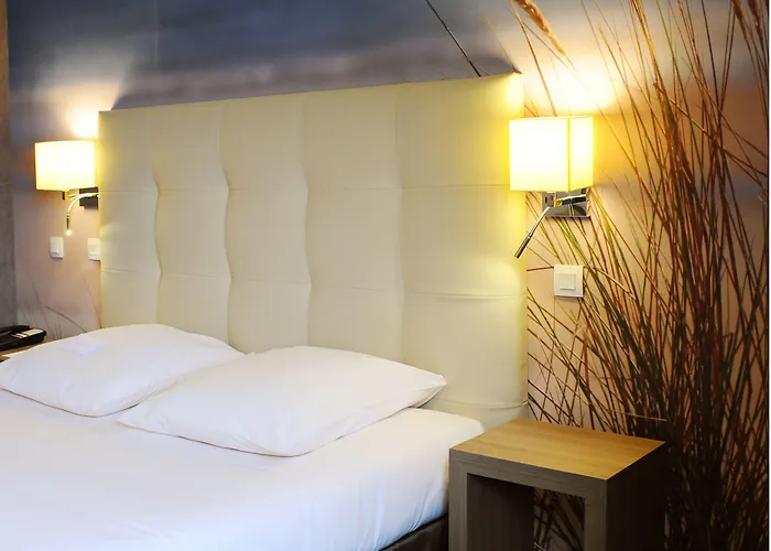 ホテル Mercure Cote De Nacre