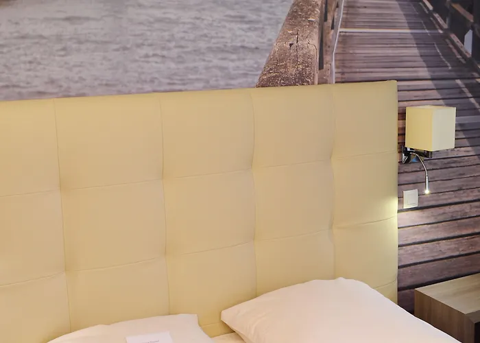 Mercure Cote De Nacre 4* カーン