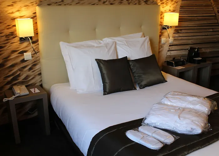 Mercure Cote De Nacre 4*