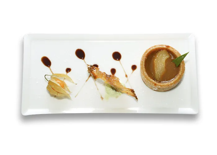 卡昂蔚蓝之珠美居酒店