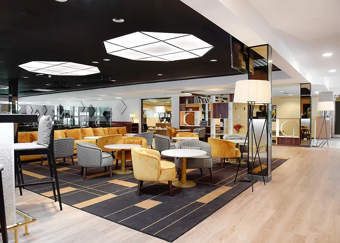 ホテル Mercure Cote De Nacre