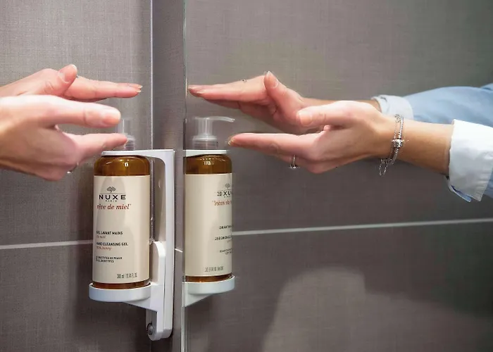 ホテル Mercure Cote De Nacre 4*