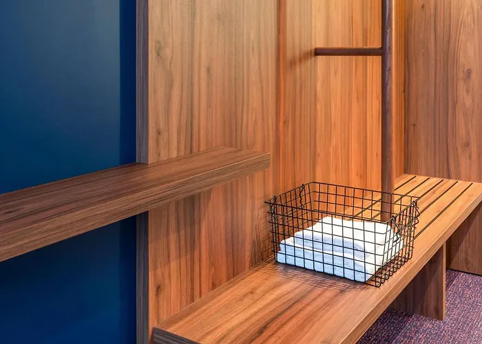 卡昂蔚蓝之珠美居酒店 凯恩