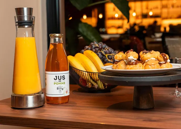 卡昂蔚蓝之珠美居酒店