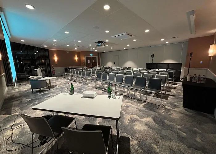 Mercure Cote De Nacre 4* Caen