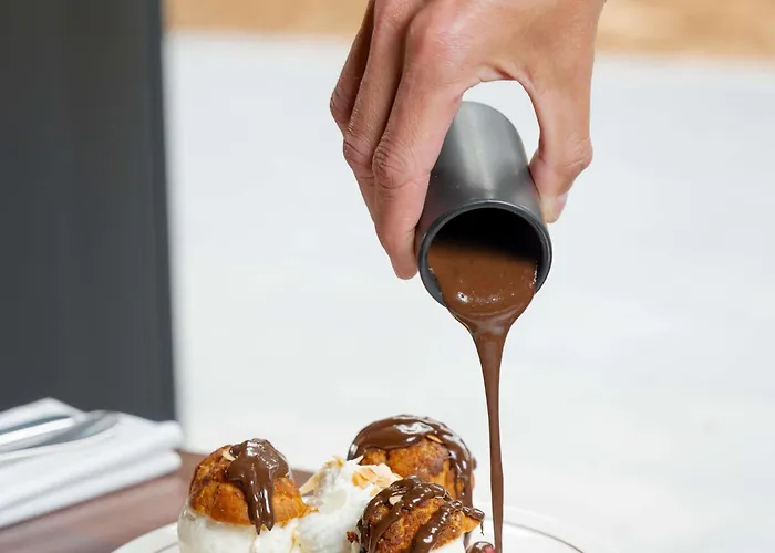 Mercure Cote De Nacre 4* Caen